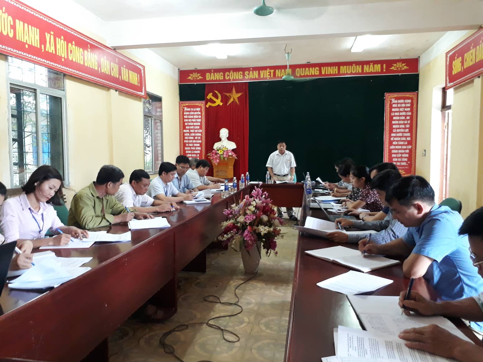 Đoàn giám sát số 2 HĐND huyện tổ chức giám sát tại xã Vĩnh Phúc